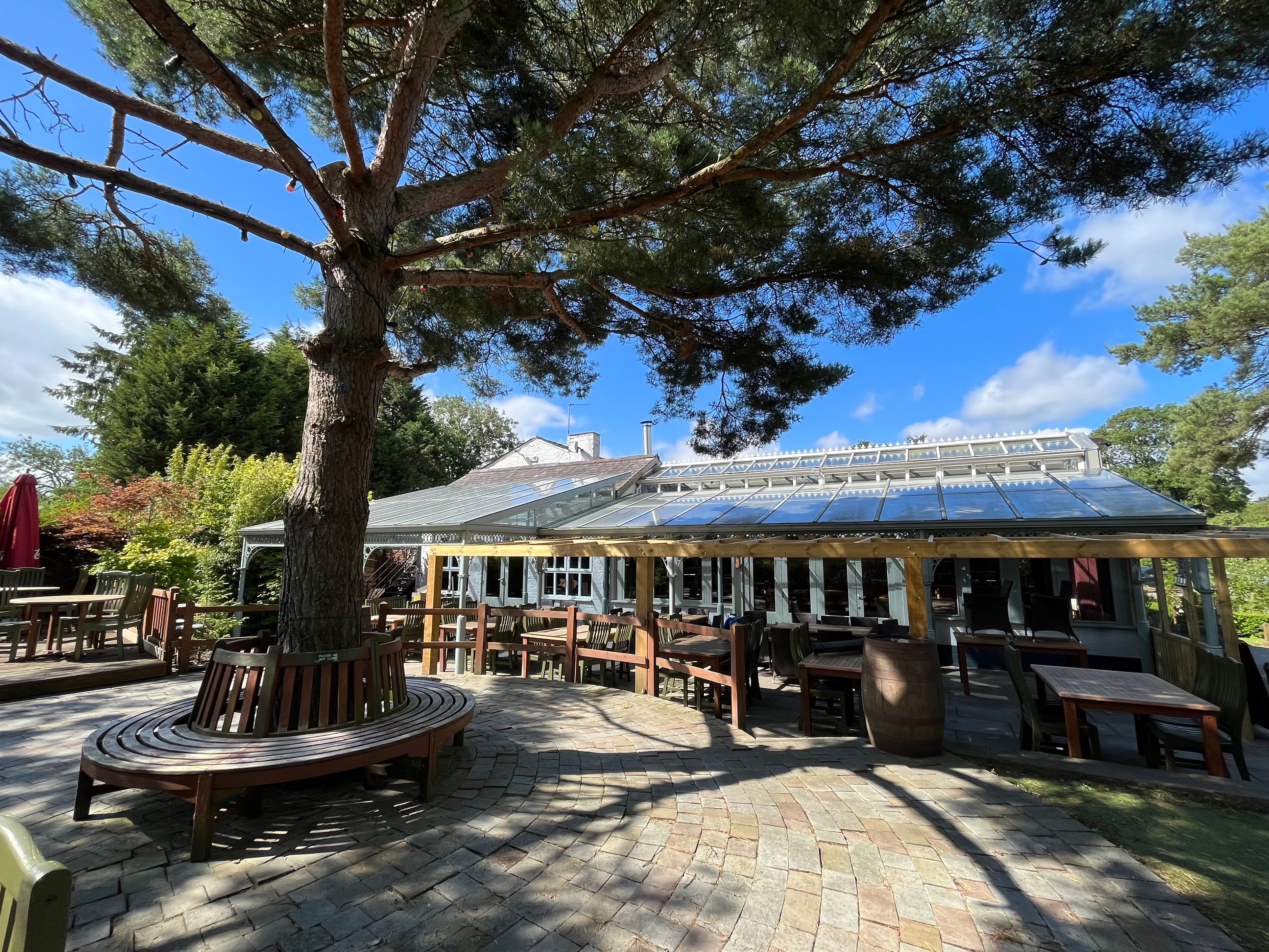 Beer Garden Pub