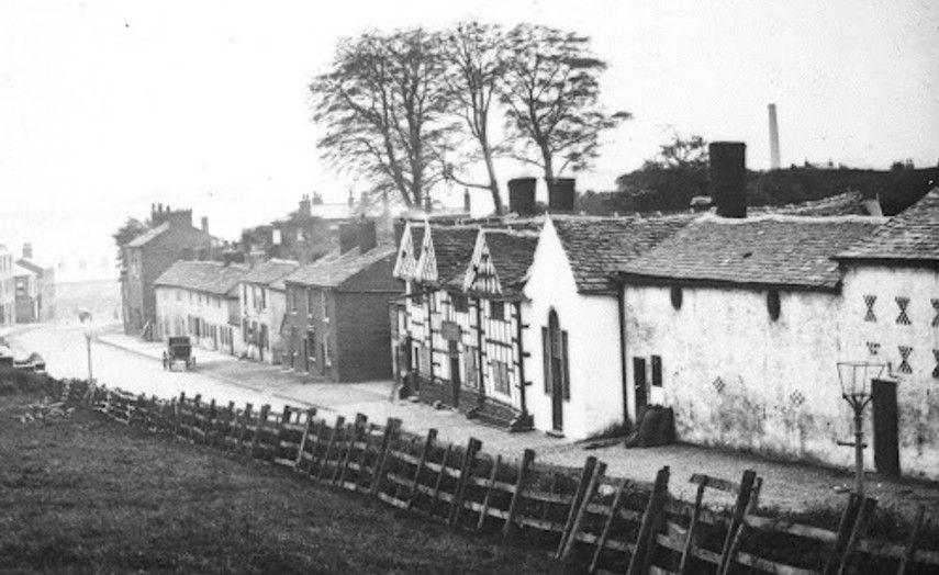 The Olde Boar's Head in Middleton, photographed in black and white in the late 1800s