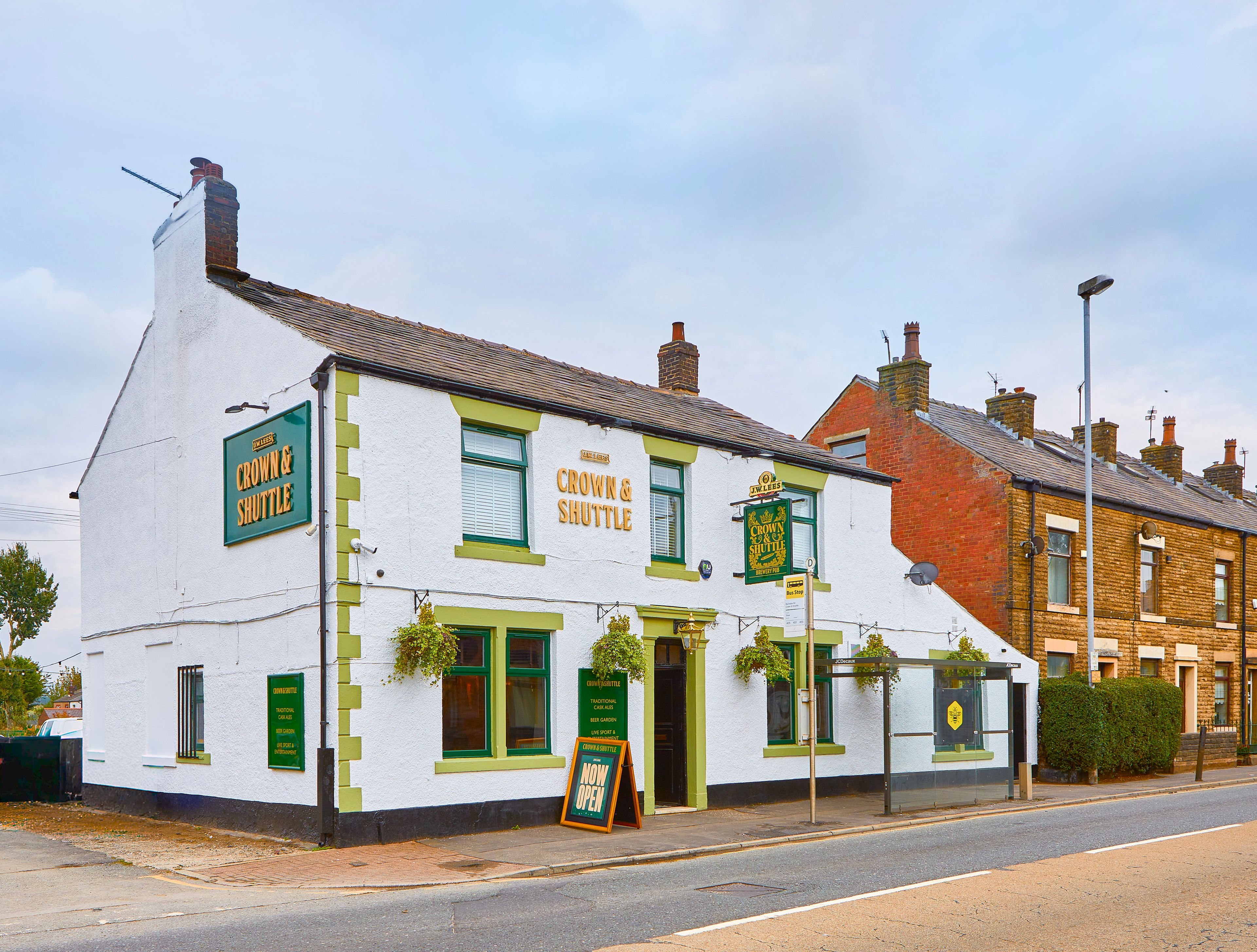 Lees-Crown-and-Shuttle-12